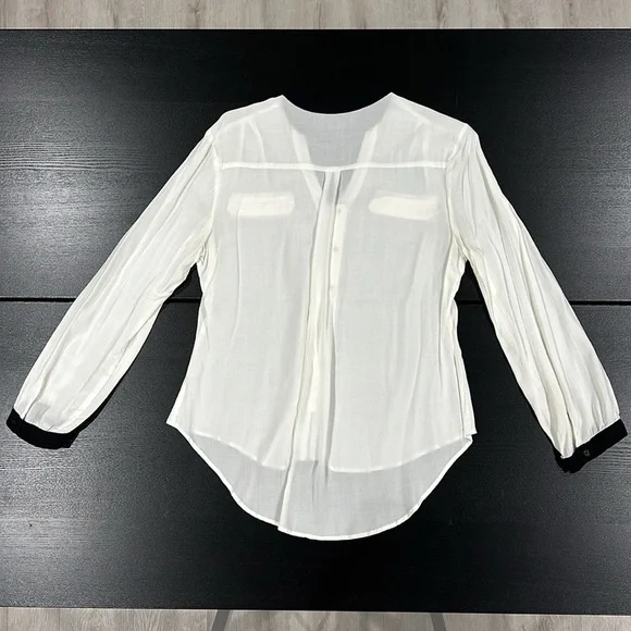 Express White Long Sleeve Button Up Shirt with Bold Black Trim - M - Picture 5 of 9